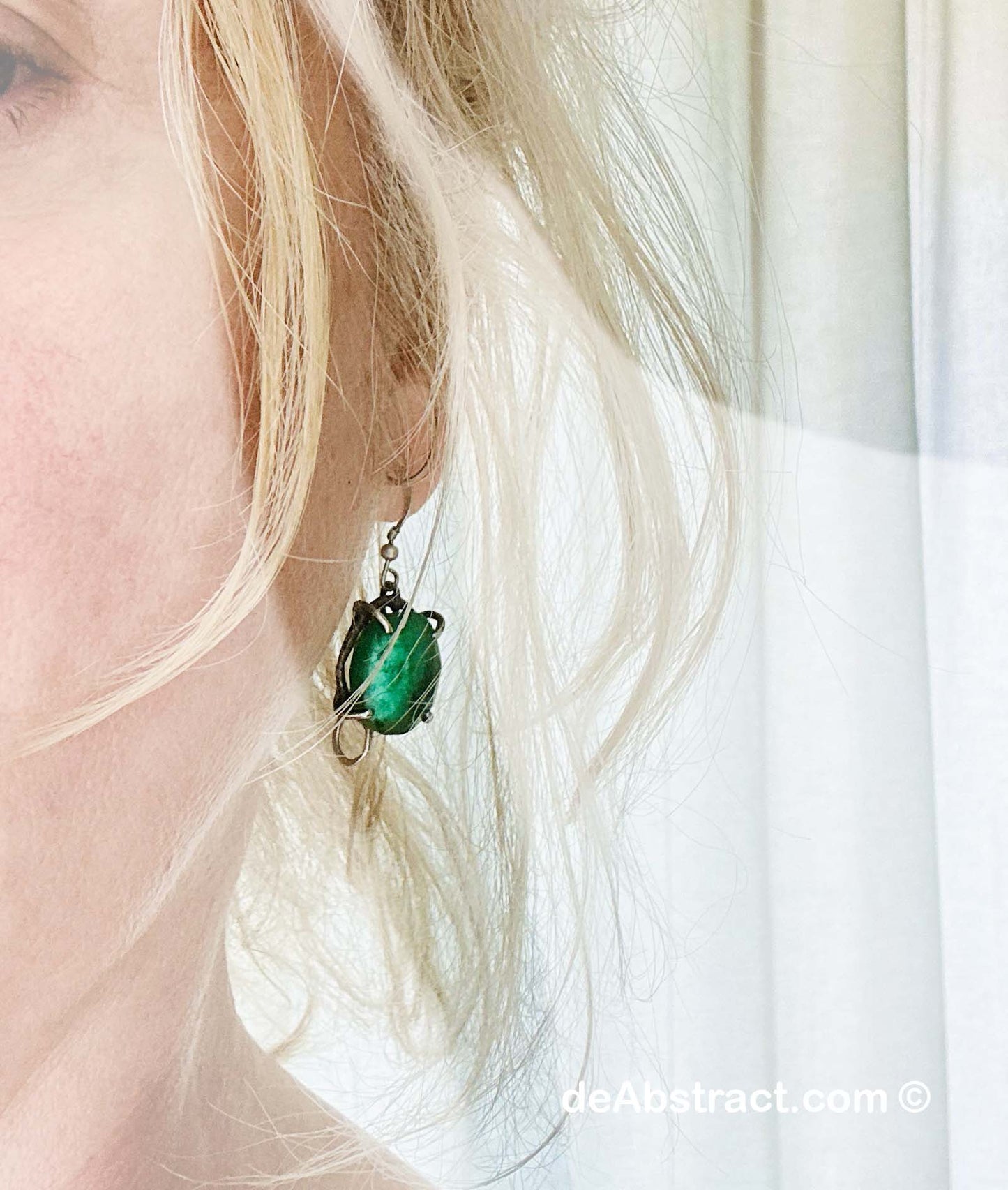 'de Emeralds' Earrings - Sterling Silver 925, handmade, forged, and hammered