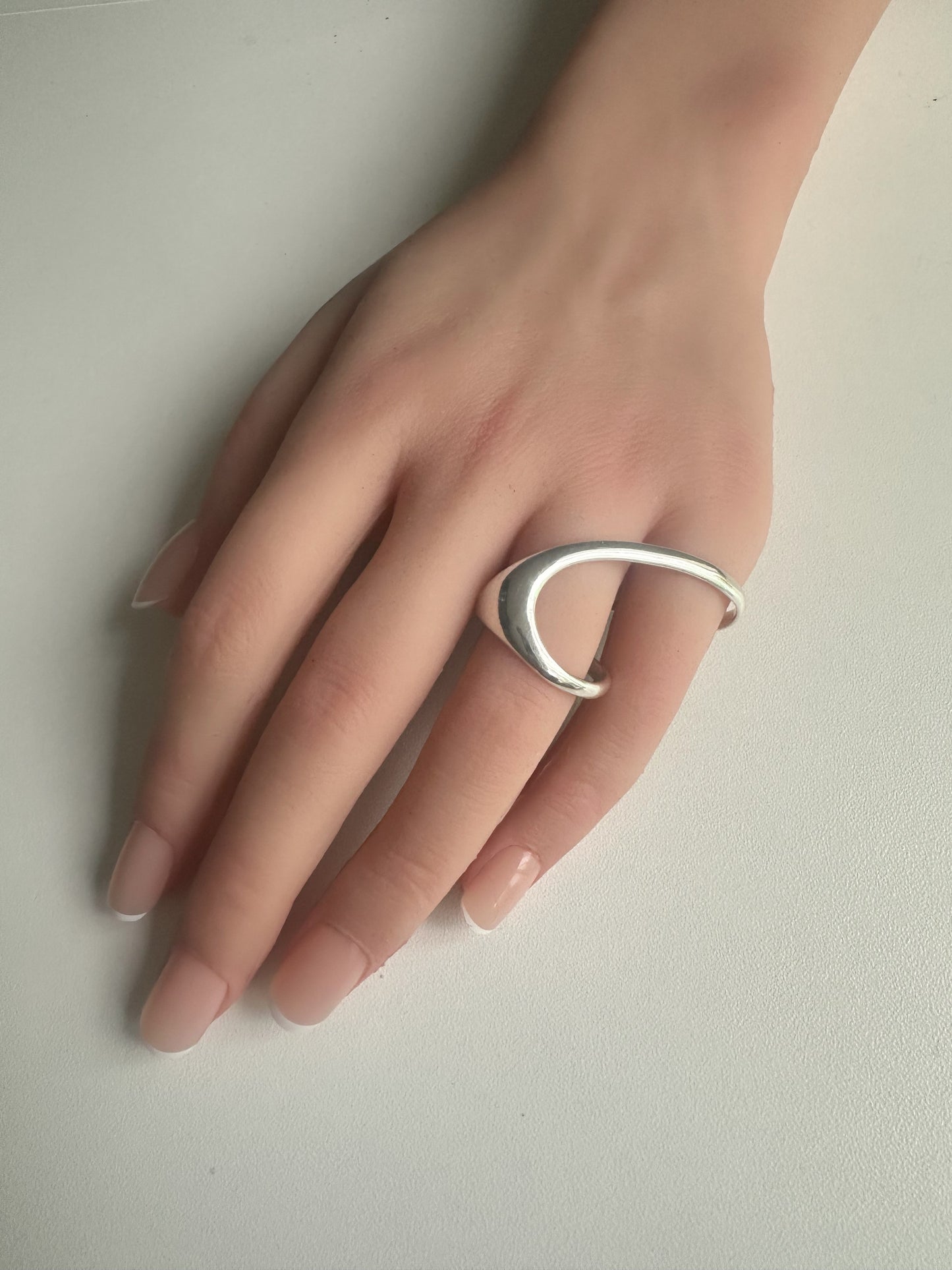 'de Curve' Ring - Modern, Organic and SenSual