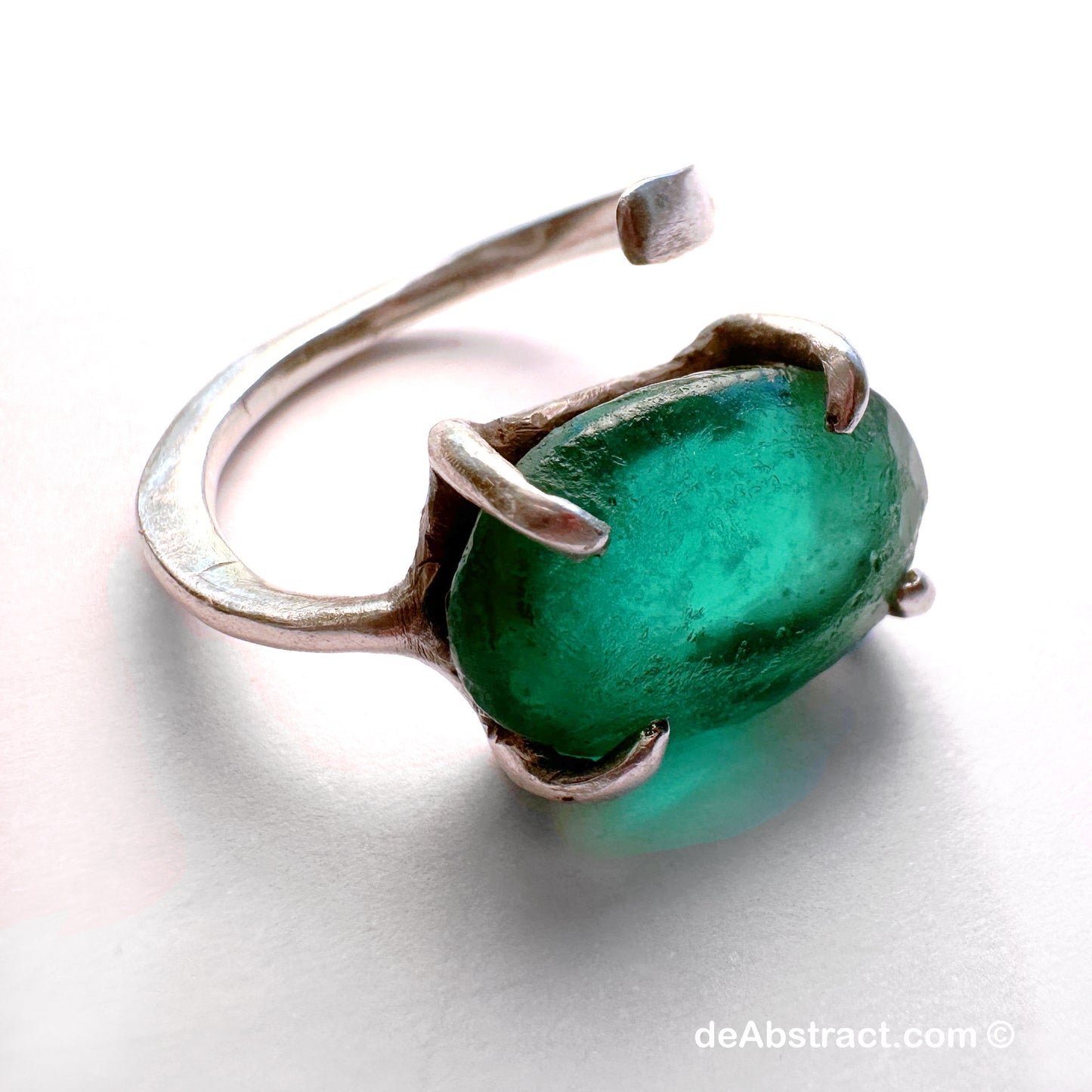 'de Emeralds' Earrings - Sterling Silver 925, handmade, forged, and hammered