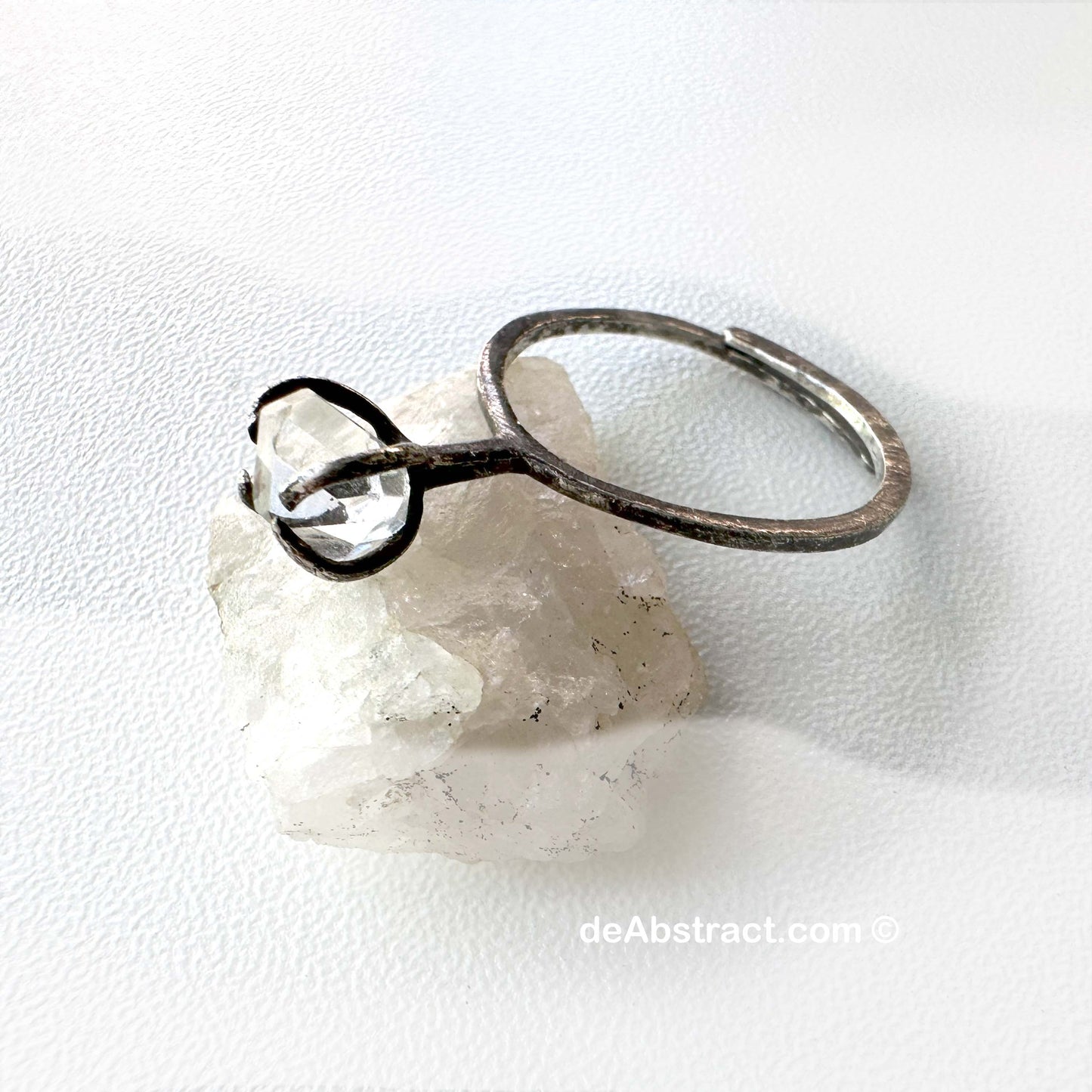 'de HDiamond' Ring with Herkimer Diamond - Sterling Silver 925.