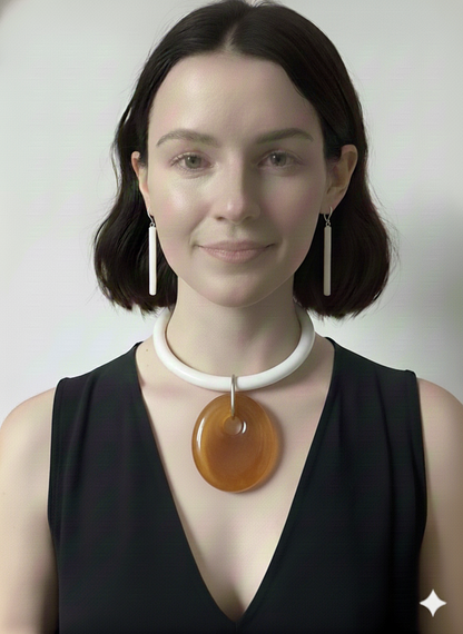 Flow Necklace in Black