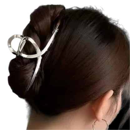 de Line Hair Clip Modern and Sophisticated Accessories Collection - Silver