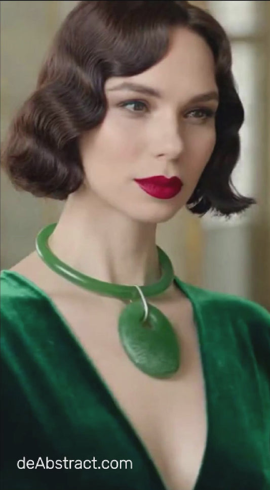 Flow Necklace in Green